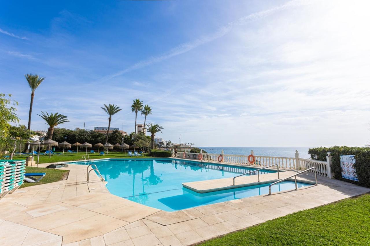 Holidays2Mijas Costa Lubina Del Sol Frontline Beach, Pool, Terrace, Seaview & Parking Sitio de Calahonda Zewnętrze zdjęcie